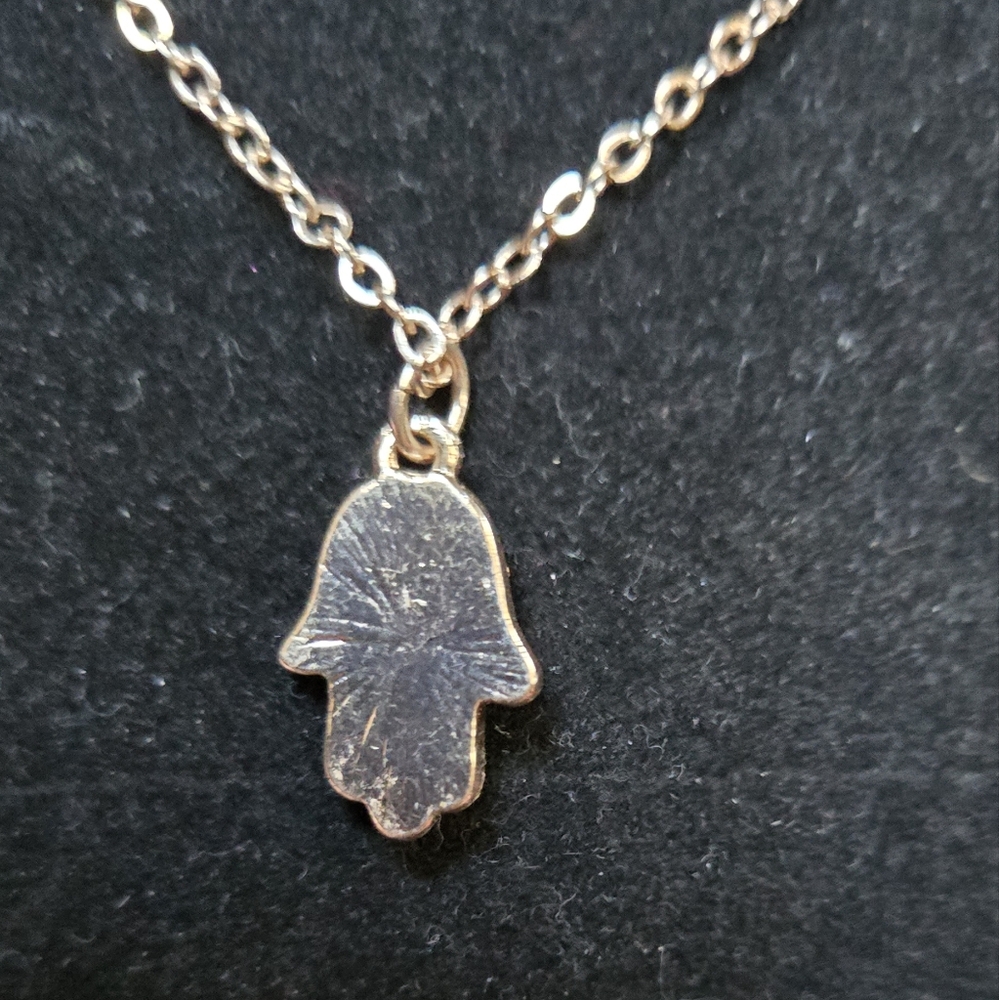 Guess rosegold hamsa protection necklace NEW - Picture 5 of 6